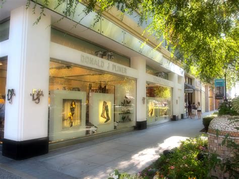 chanel santana row